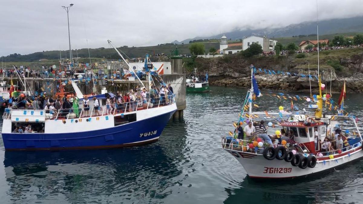 La procesión marítima de Llanes. | M. V.