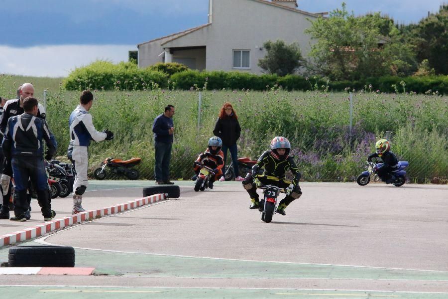 Exhibición de Minimotos en Morales del Vino