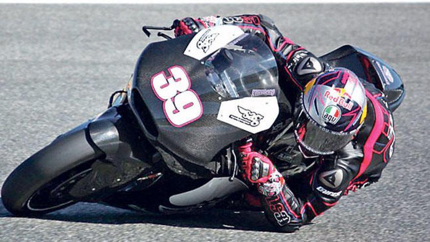 Luis Salom, ayer en Jerez, probando su nueva moto.