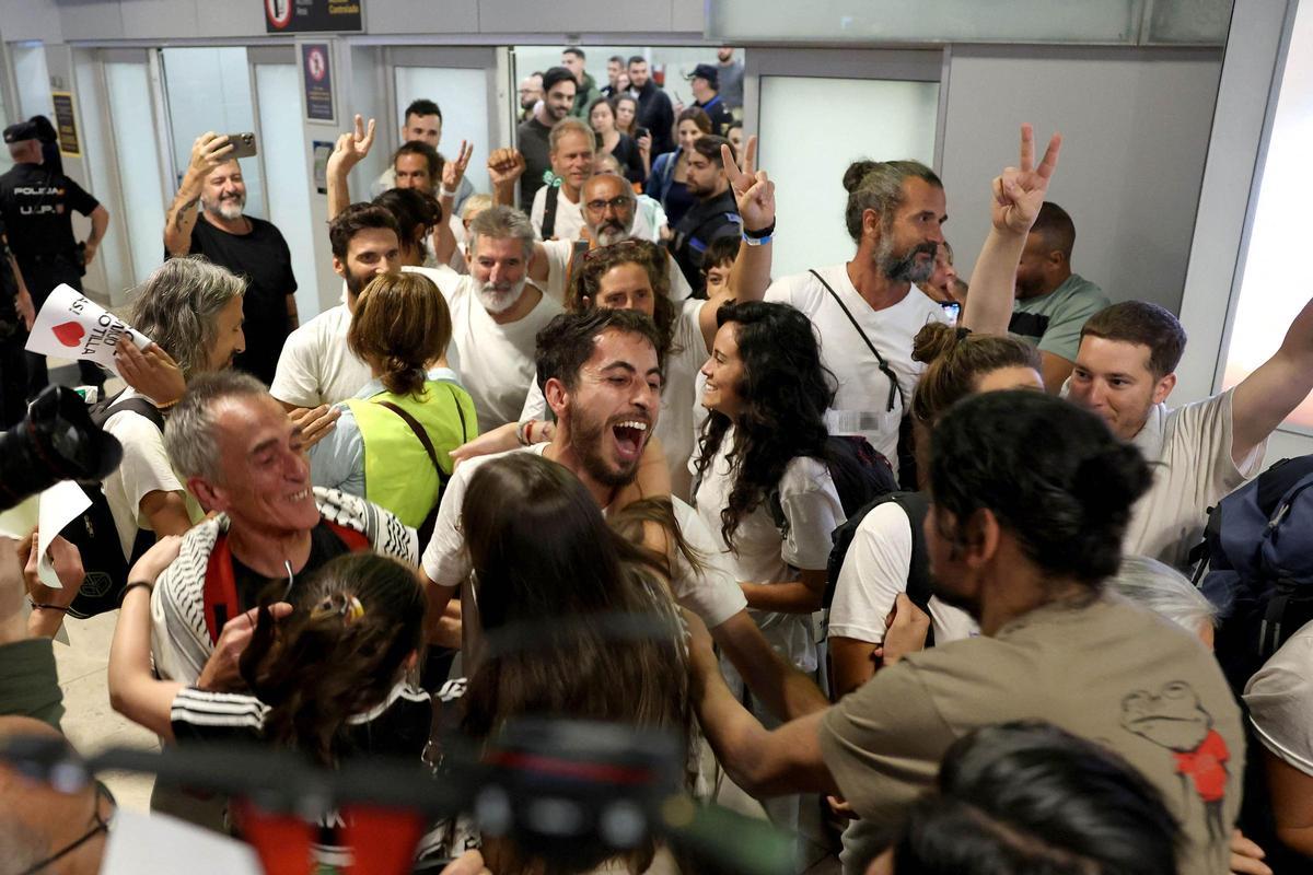 251005AFP_THOMAS COEX_225035685.jpg