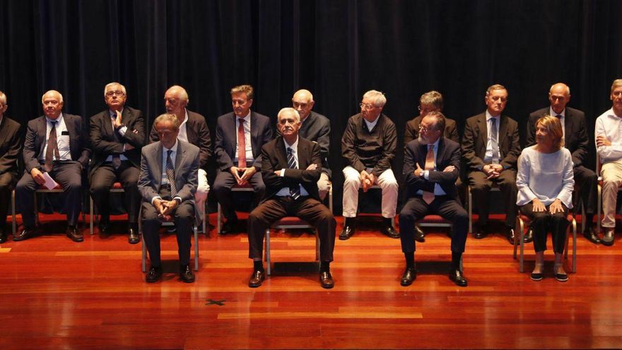 El Colegio de Abogados entrega su Insignia de Oro | JOSÉ LORES