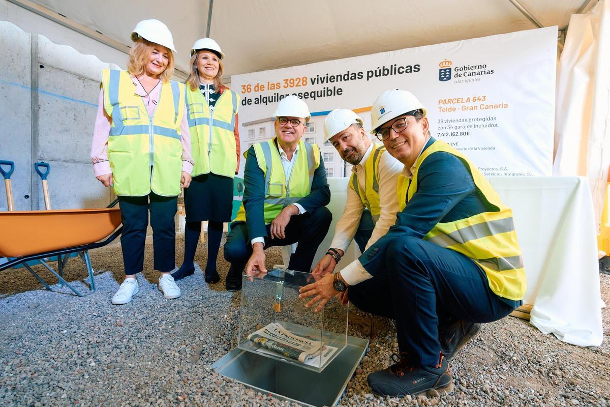 Pino de León, María Eugenia Melián, Anselmo Pestana, Juan Antonio Peña y Pablo Rodríguez.