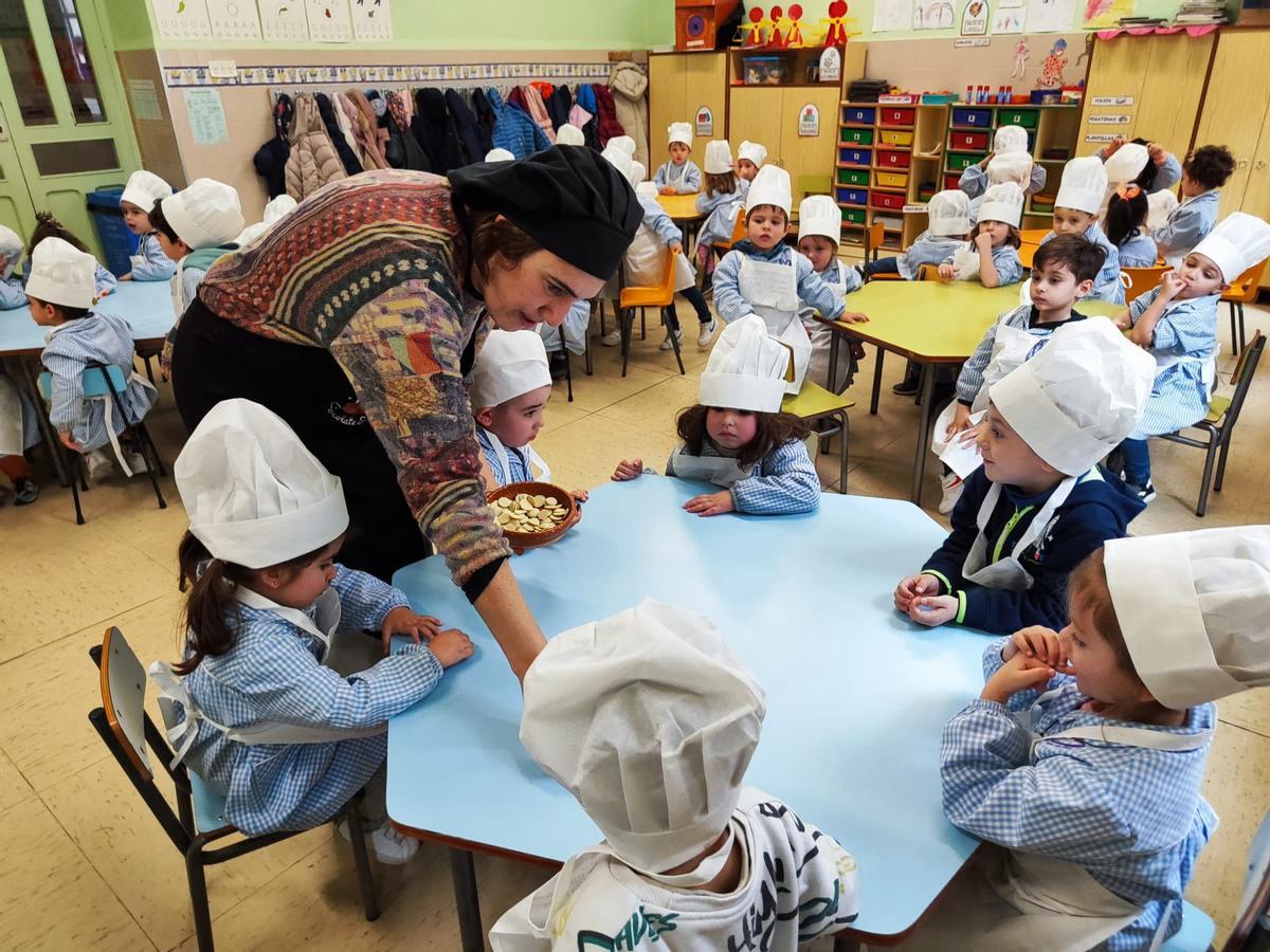 GALERÍA | Miel y chocolate en este colegio de Zamora