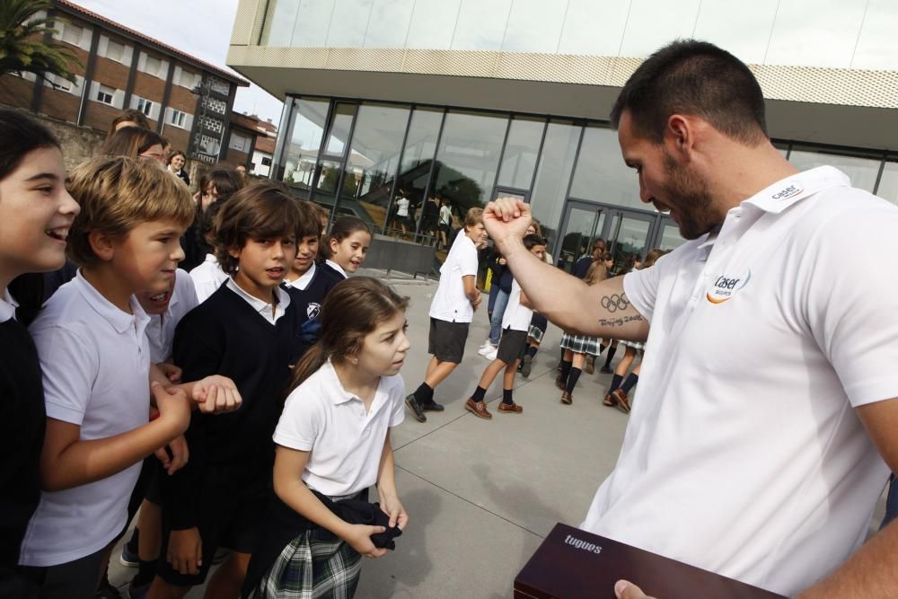 Encuentro del medallista olímpico, Saúl Craviotto, con alumnos del Colegio La Asunción