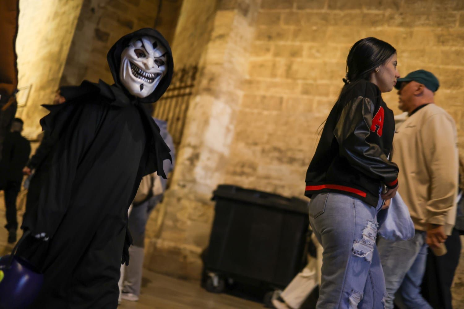 València se disfraza para celebrar Halloween