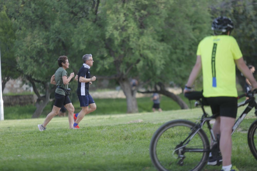 El cauce del río se llena de deportistas