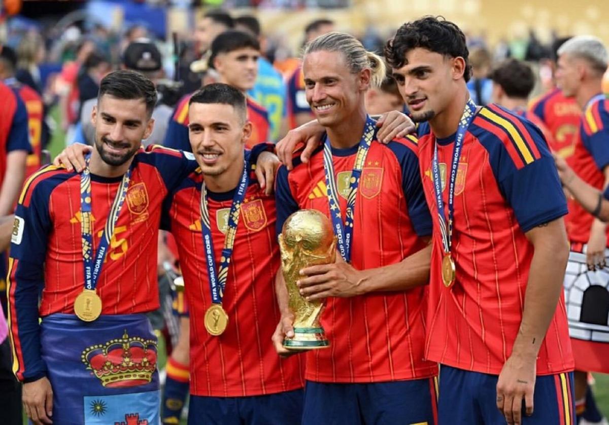 Baena, Grimaldo, Llorente y Pubill, jugadores del Atlético, son campeones del mundo.