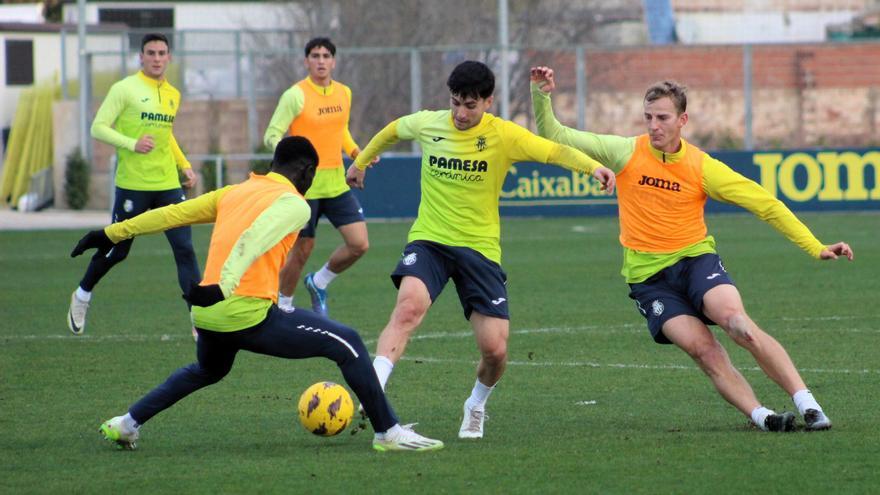 El Villarreal B quiere reforzarse en dos posiciones clave durante el mercado de invierno