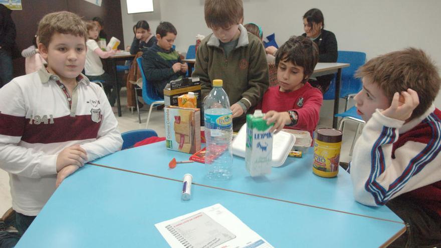 Taller sobre consumo para escolares.