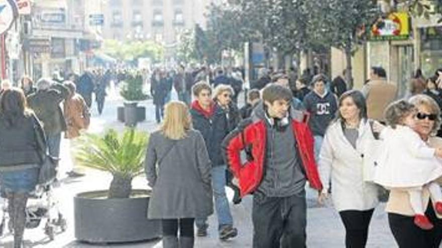 Ultimátum al Ayuntamiento para que defina el futuro de la calle Cruz Conde