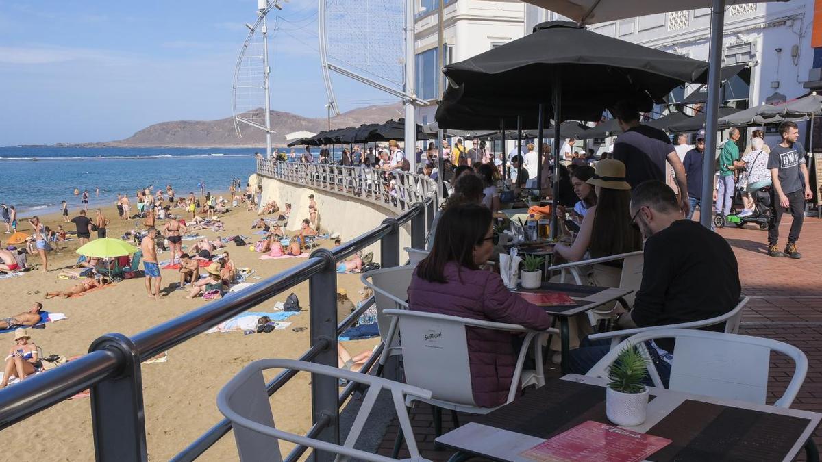 Paseo de Las Canteras.