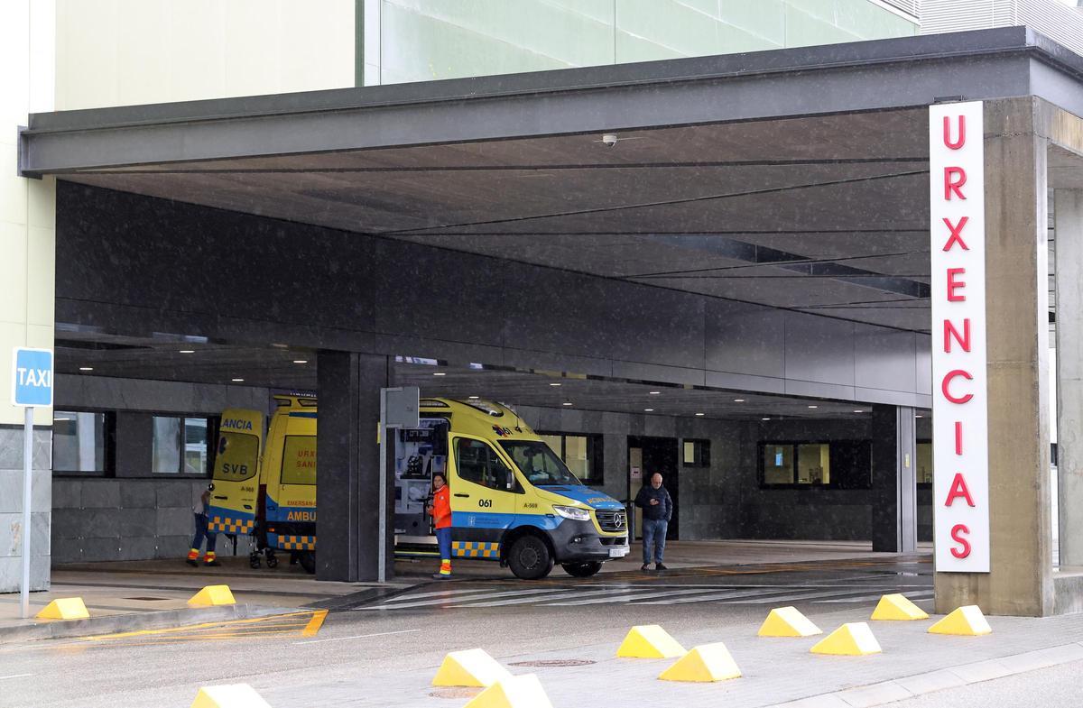 Entrada del servicio de Urgencias del Hospital Álvaro Cunqueiro de Vigo.