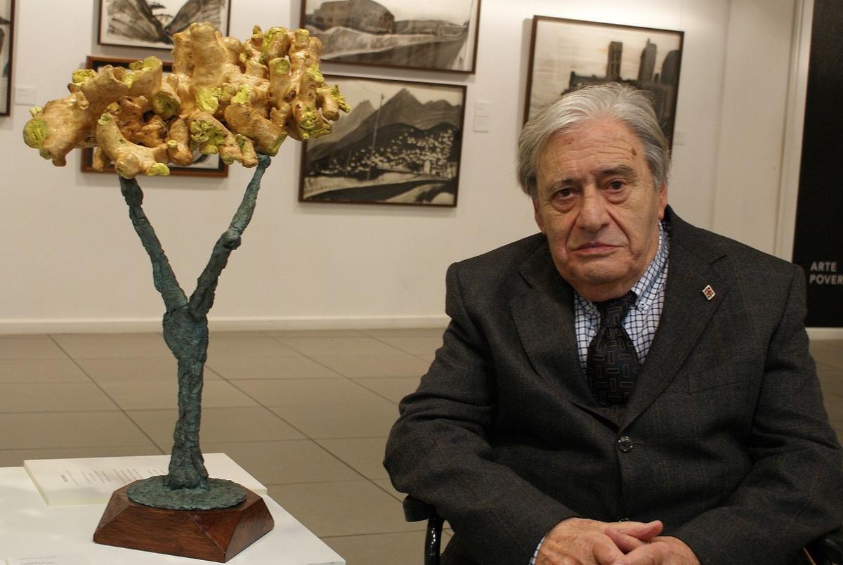 Manuel Cusachs, escultor.