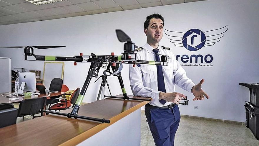 Aitor Parejo, instructor de drones y responsable de esta Ã¡rea en Panamedia International Flight School.