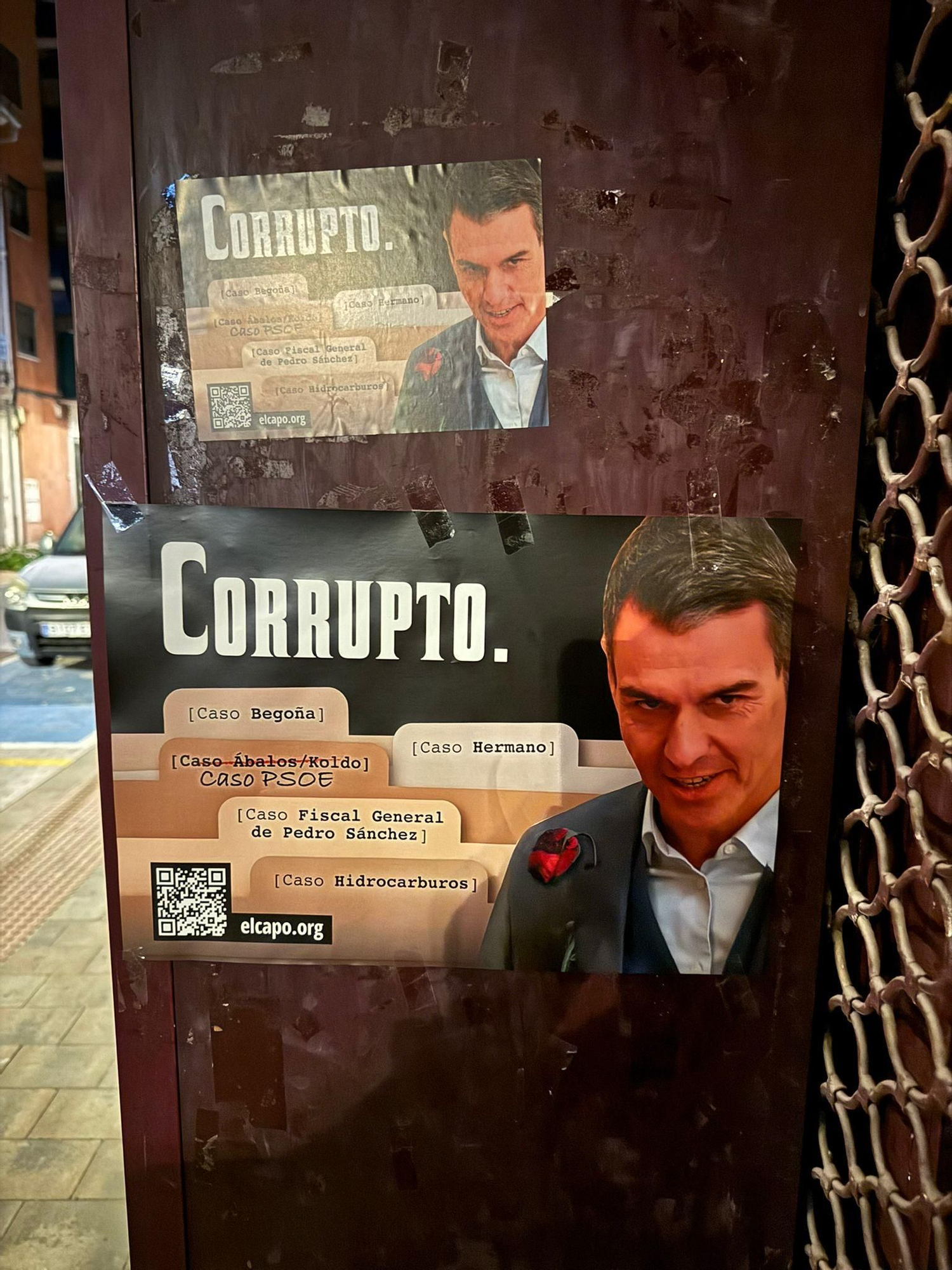 Galería de fotos: Castellón amanece plagada de pancartas en las que se señala a Pedro Sánchez como "corrupto"