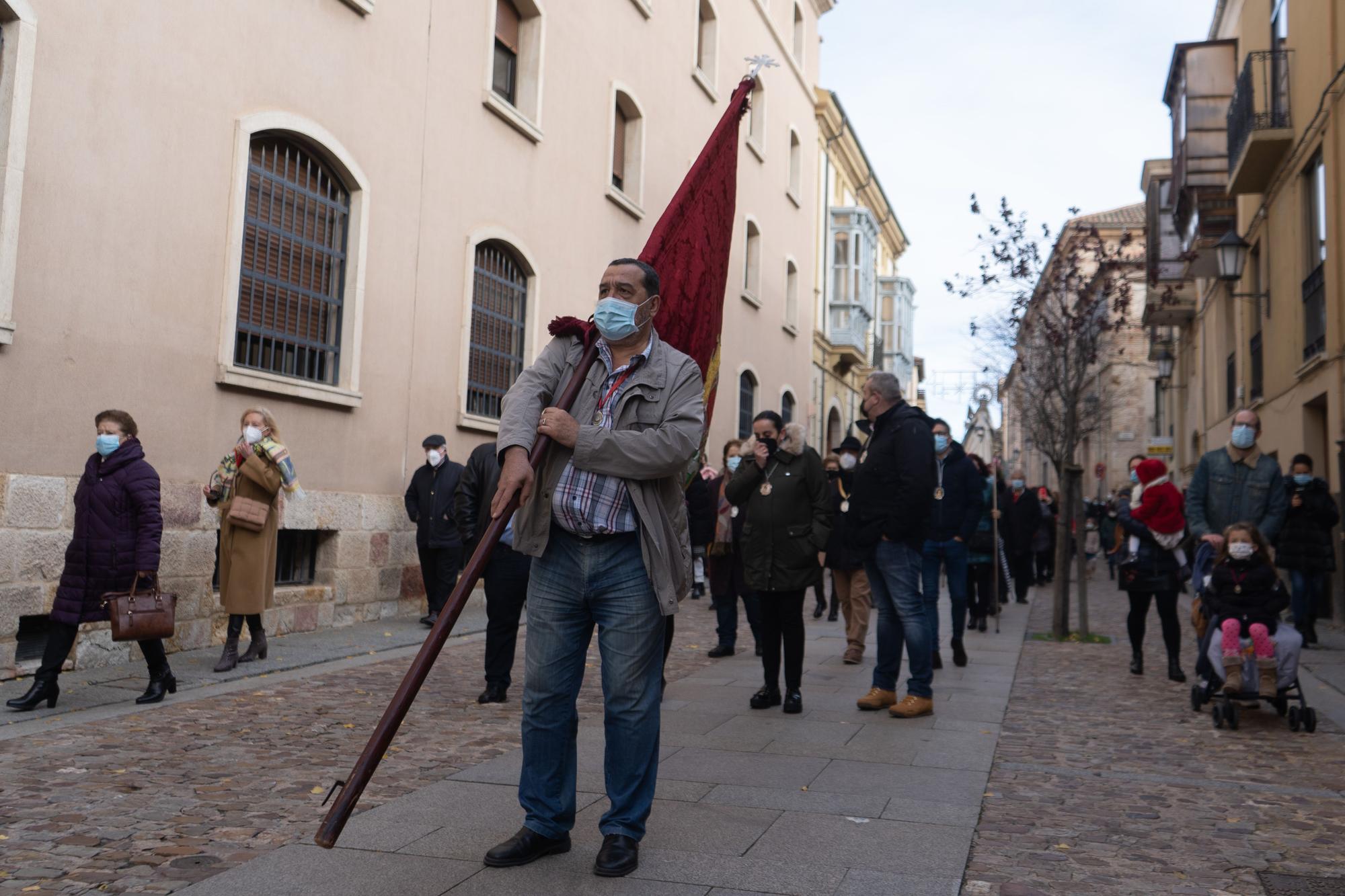 GALERÍA | Las mejores imágenes de la gélida procesión de la Concha por Zamora