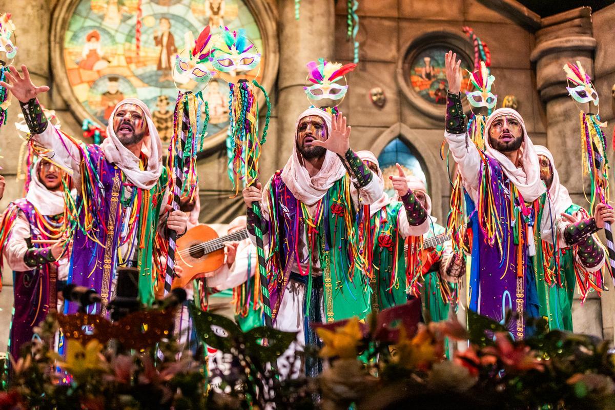 Comparsa 'Los apóstoles'.