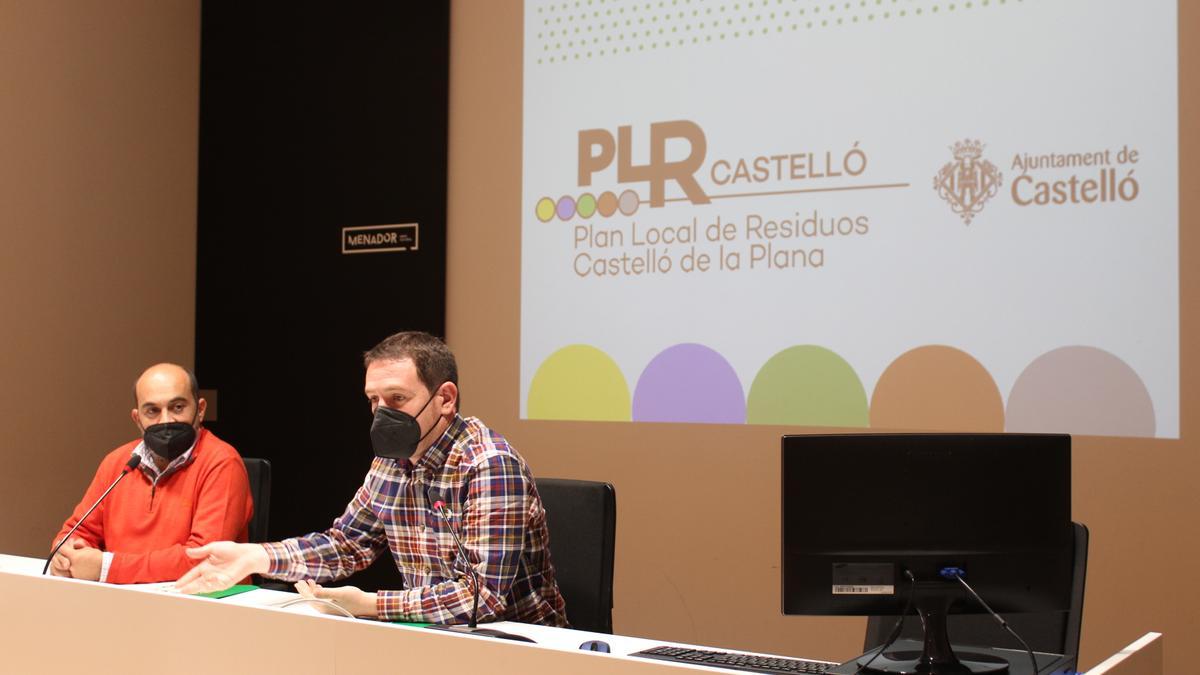 El concejal Ignasi Garcia junto al director de Infraestructuras del Ayuntamiento de Castelló, Cristóbal Badenes.