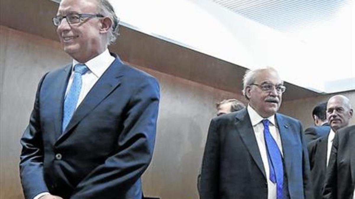 Sin diálogo  8 Montoro, (izquierda) y Mas-Colell en Madrid en julio del 2014.