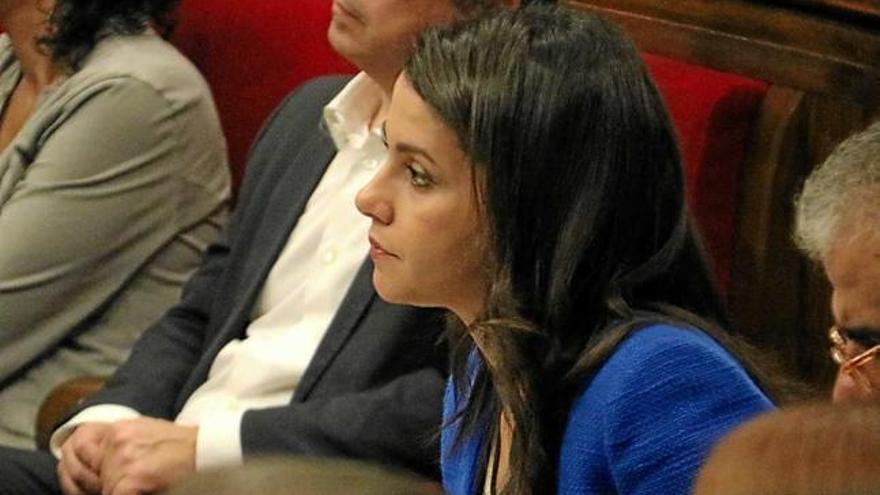 Inés Arrimadas, en un moment del debat parlamentari, ahir