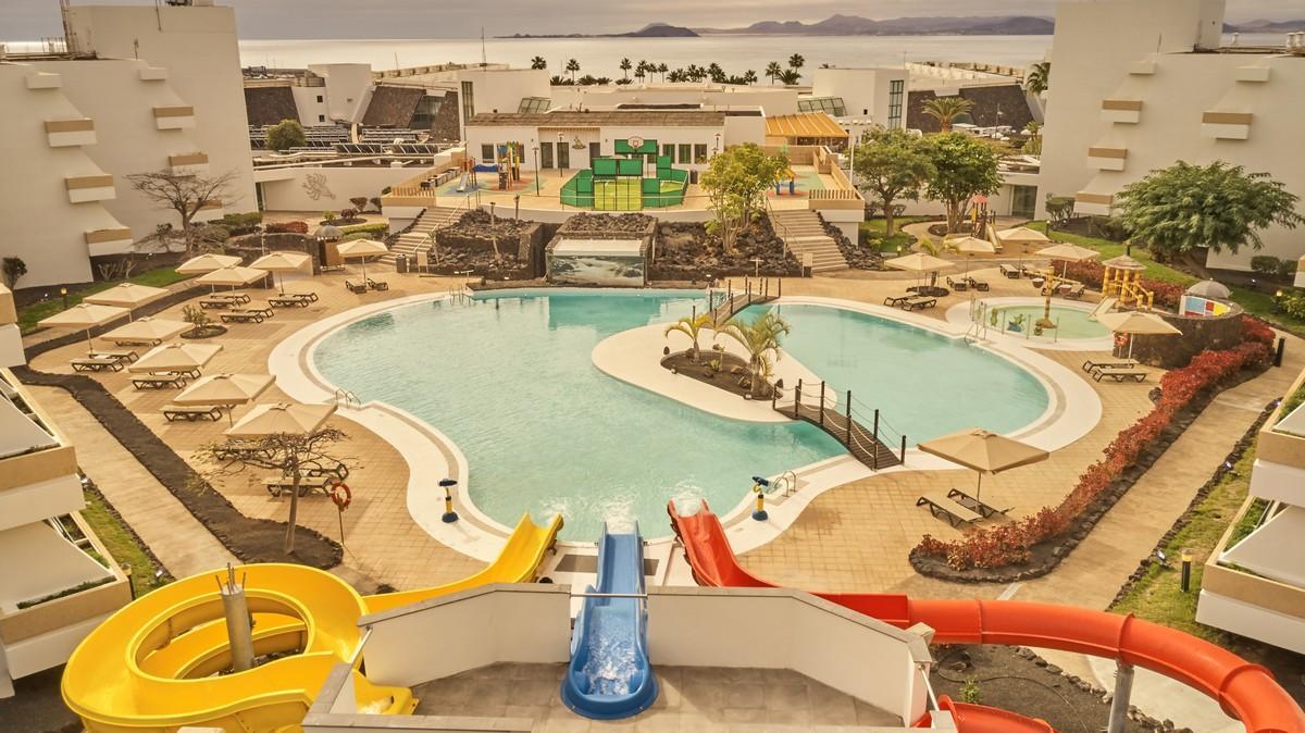 El hotel Dreams Lanzarote Playa Dorada incluye entre sus atractivos exclusivos un spa novedoso e innovador.