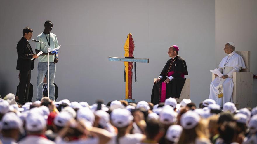 Historias del papa León XIV en La Laguna: Del drama de la patera a la alegría de un contrato