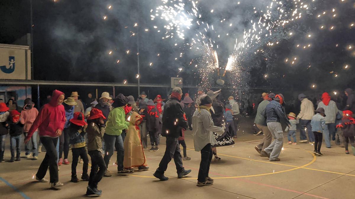 L’escola Joncadella de Sant Joan celebra la seva festa L’escola Joncadella de Sant Joan celebra la seva festa