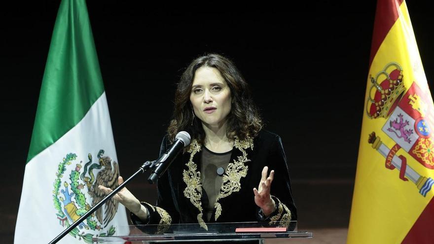 Ayuso reivindica el mestizaje y homenajea a Cortés en un acto en Ciudad de México