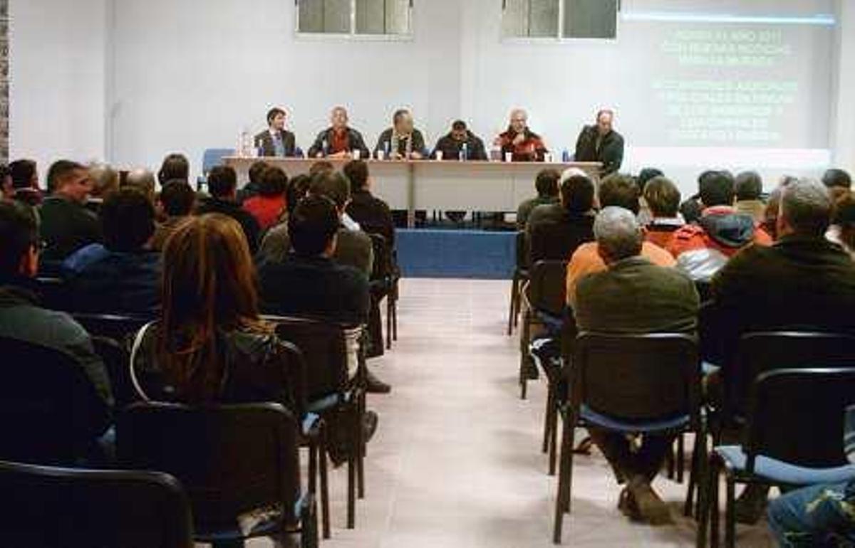 Reunión de los agricultores de La Murada.