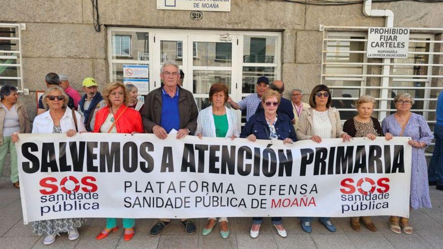 Integrantes de Defensa da Sanidade de Moaña. | G.N.