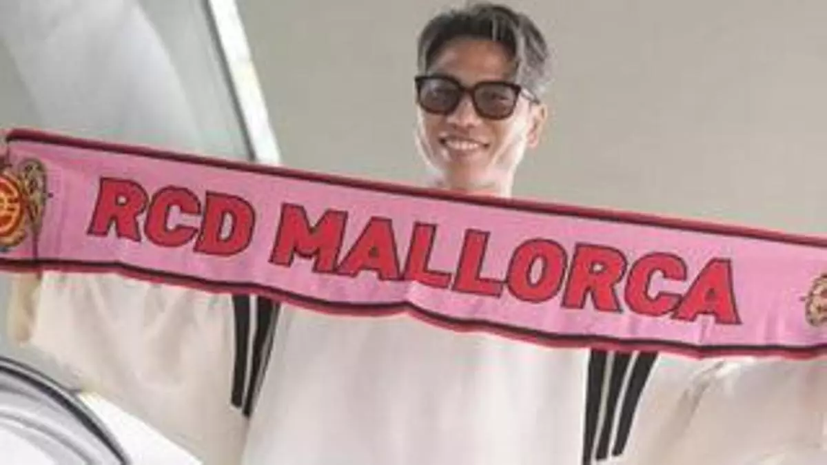 Takuma Asano ya está en Mallorca