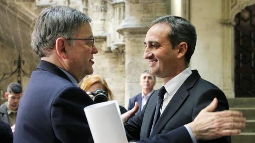 El jefe del Consell, Ximo Puig, y el presidente de la Diputación, César Sánchez, en el Palau de la Generalitat.