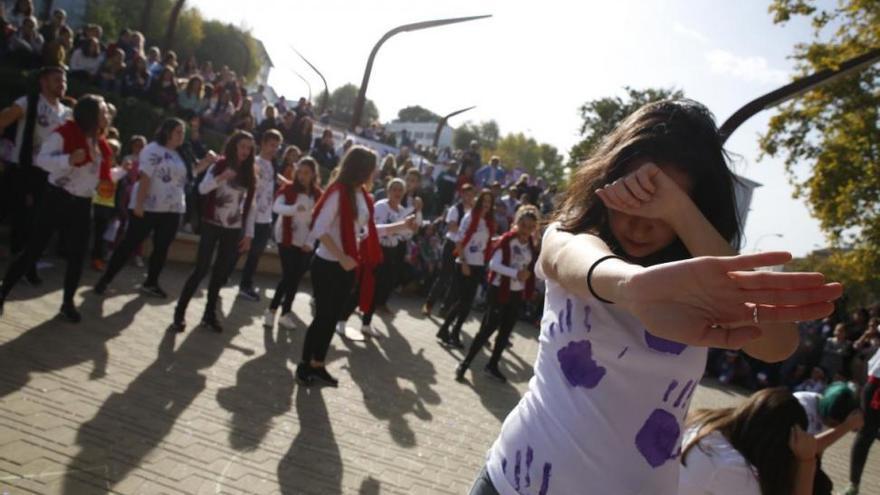 Las denuncias por violencia de género crecen un 19% y superan al año las 1.800