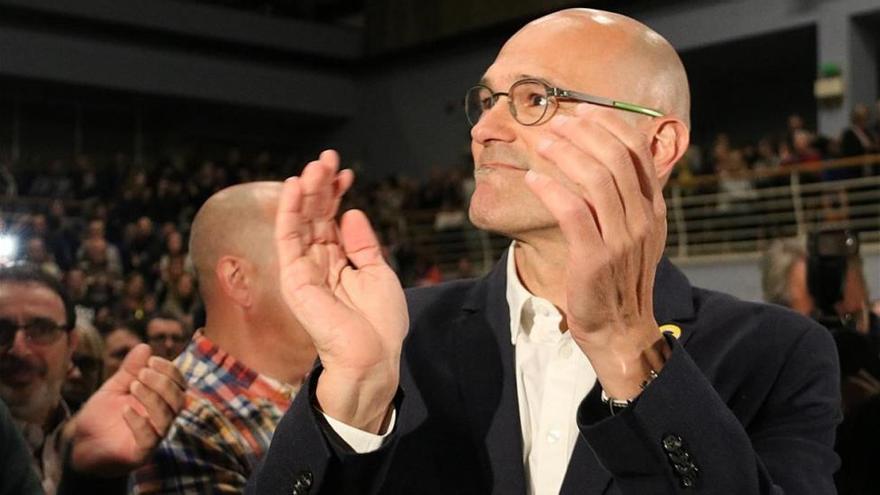 Romeva dice que no se marchó a Bélgica por su compromiso con Junqueras