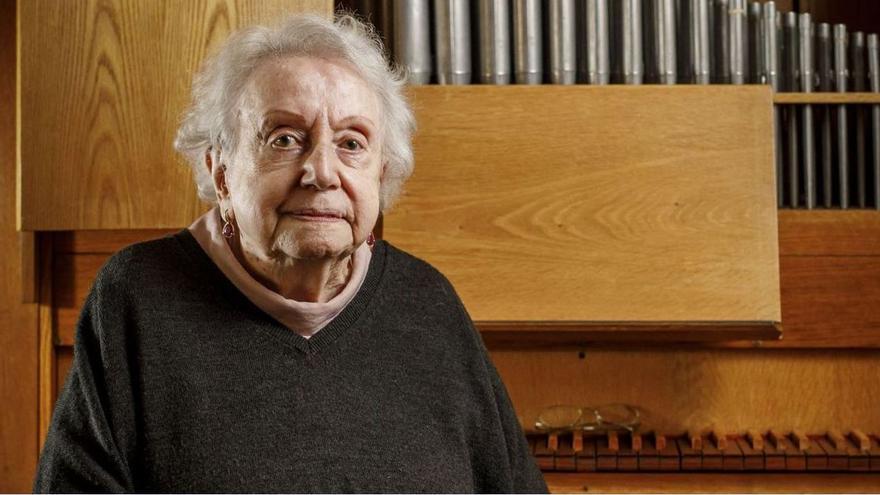 Die 95-jährige Organistin gilt als eine der besten ihres Fachs.
