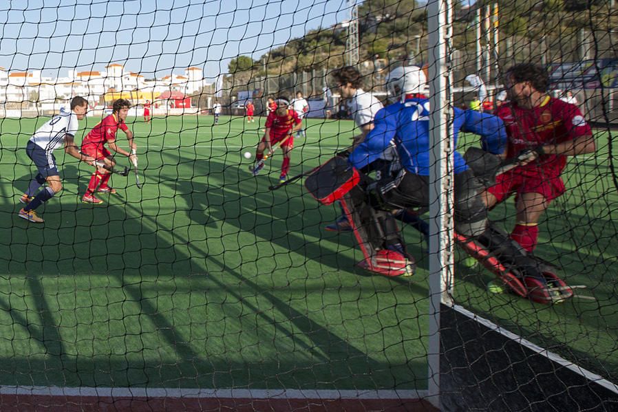 La selección española se impone al combinado galo en un amistoso disputado en Benalmádena