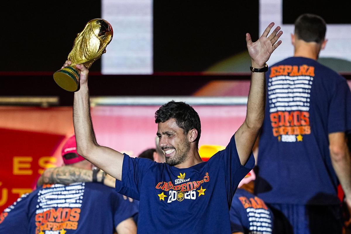 Rodri celebra el Mundial conquistado con España.