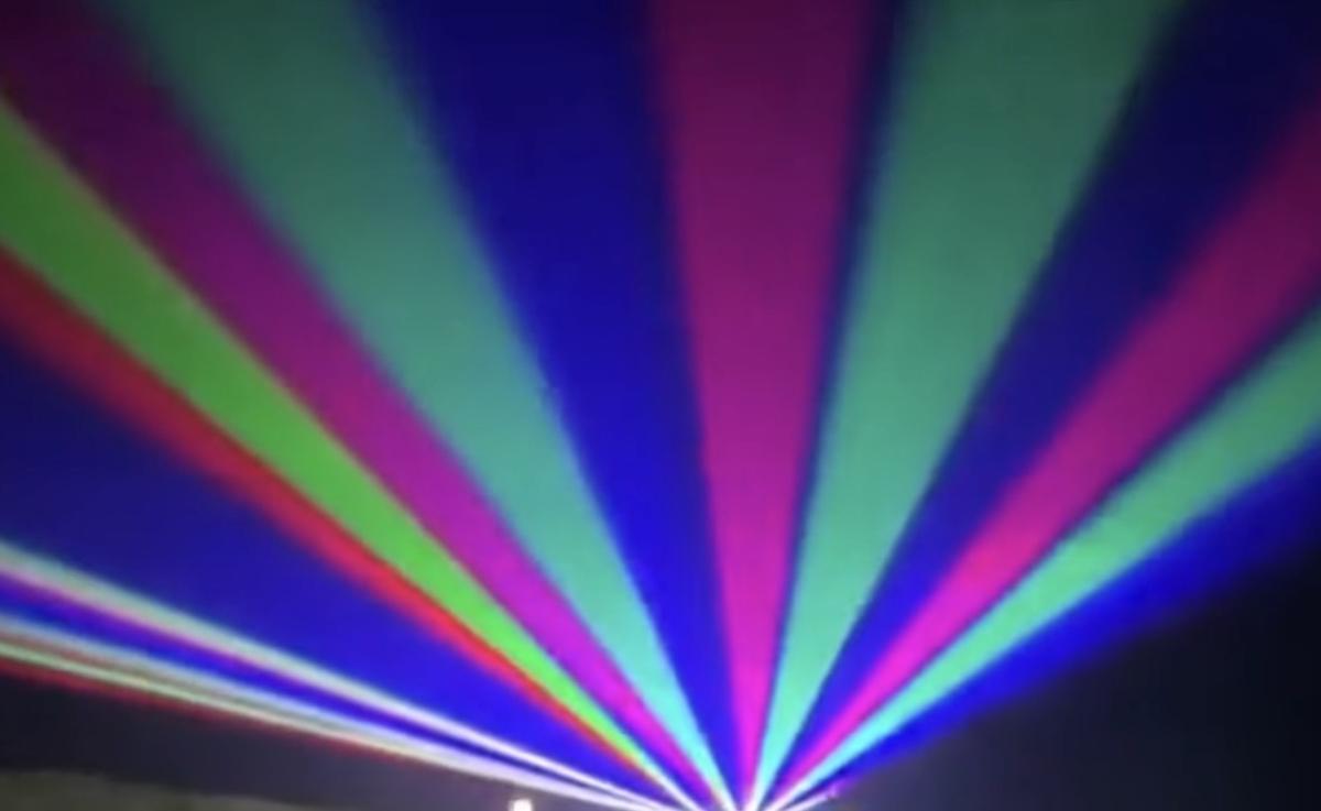 Este país luces láser en autopistas para evitar accidentes por sueño al volante