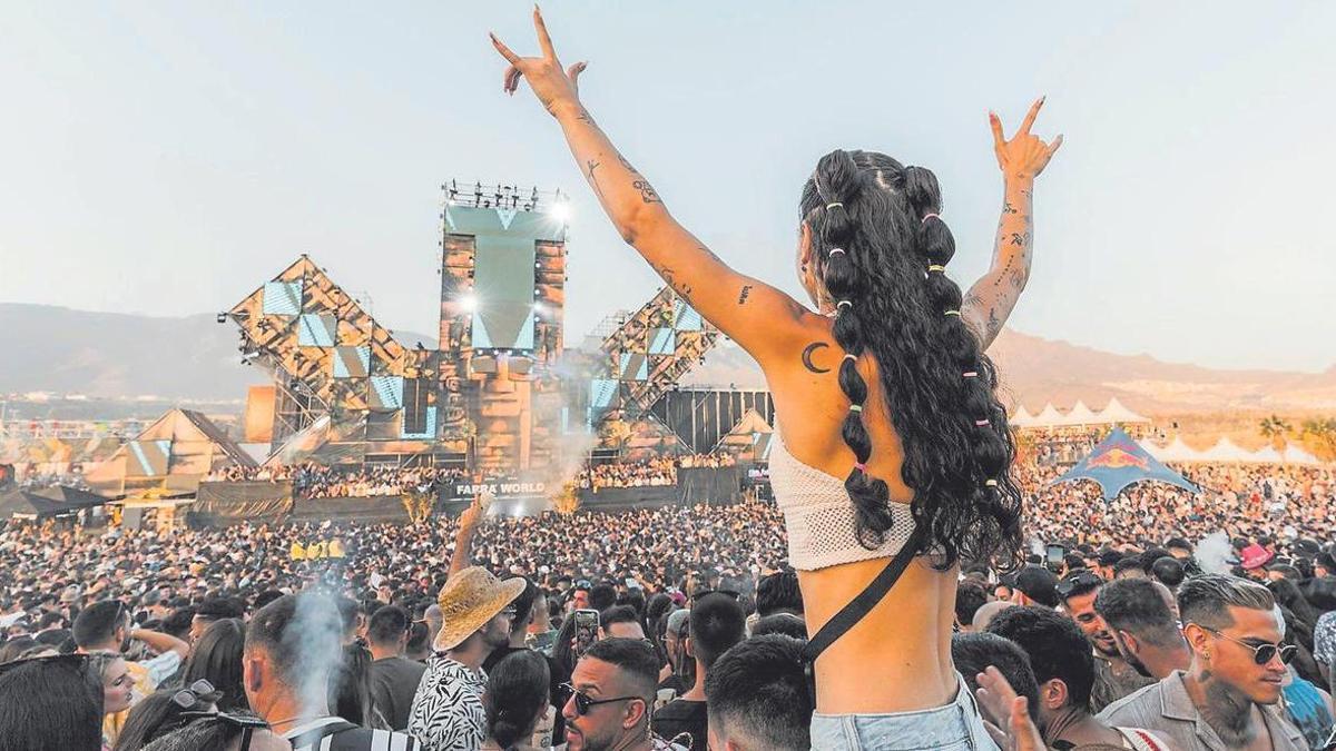 Público multitudinario en una de las ediciones pasadas del Sunblast Festival en Costa Adeje