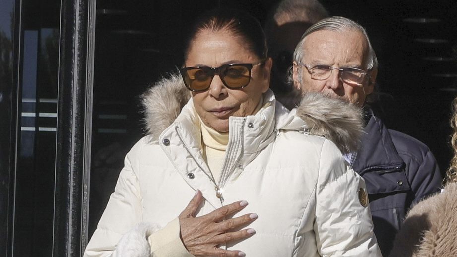 Isabel Pantoja en su llegada a los Juzgados