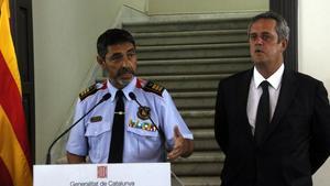 Trapero y Forn, durante una rueda de prensa tras los atentados del pasado 17 de agosto.