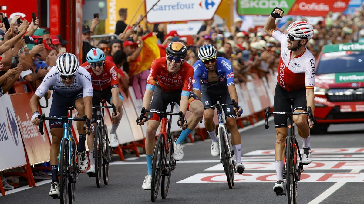 Jesus Herrada (Cofidis), celebra su victoria en la séptima etapa de la pasada Vuelta Ciclista a España