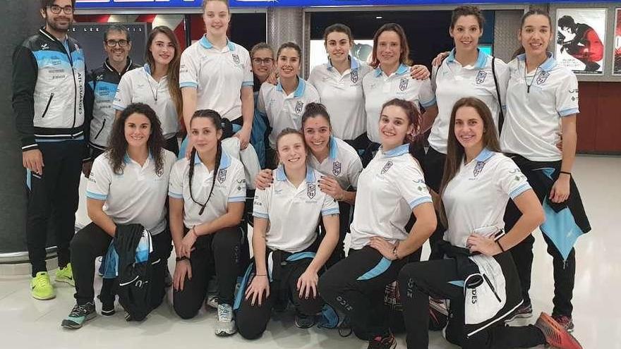 Las jugadoras del Mecalia, ayer en Las Palmas. // FDV