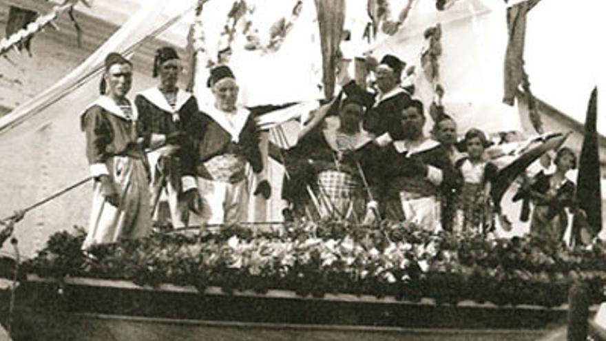 Foto histórica de las fiestas de Moros y Cristianos de Elda.