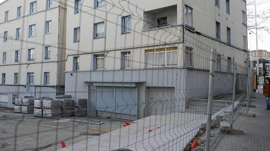 Imagen de la zona de las Viviendas del Carmen, vallada para realizar obras.