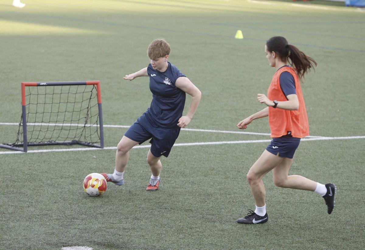 El entrenamiento del Gijón Femenino, ayer.