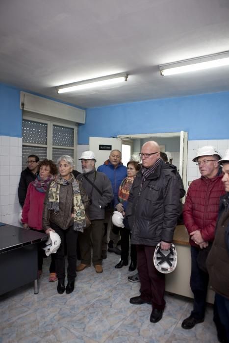 Los vecinos de Sabero, en el recorrido por el pozo Sotón.