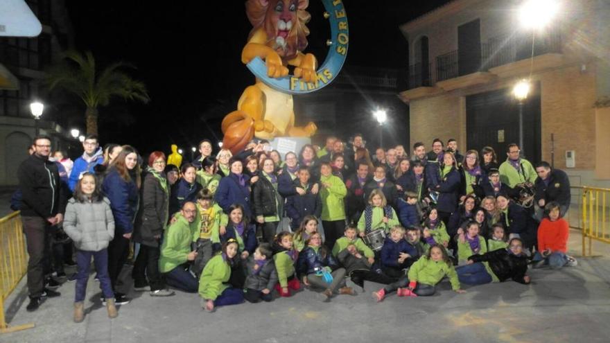 La «replantà» y «cremà» de la última falla de l´Horta