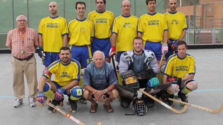 El CP Hockey Murcia cae en su estreno liguero en casa