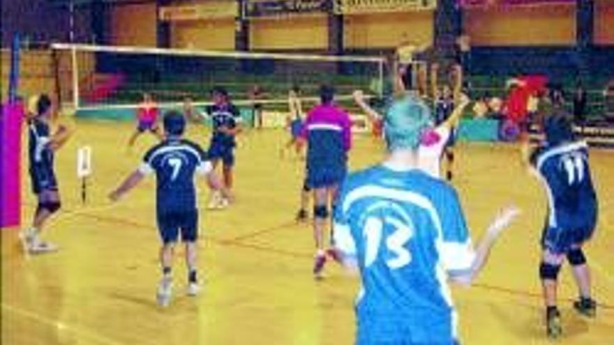 Epica victoria del Almendralejo frente a Alcobendas por un 3-2